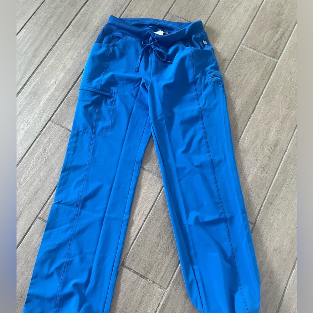 Cherokee infinity blue scrub